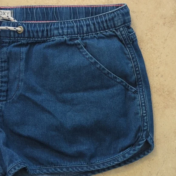 Roxy Denim Blue Beach Shorts Drawstring - Size M - Picture 2 of 8